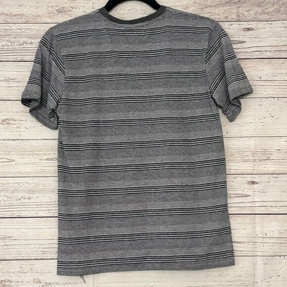 🦃 Ocean Current Grey White Striped Shirt Boys Large - Picture 4 of 6